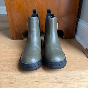 Hunter Women's Neveah Chelsea Rain Boots